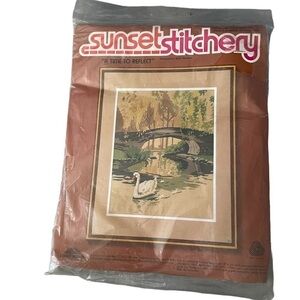 Sunset Stitchery Crewel Embroidery Kit Swan Willow Tree A TIME TO REFLECT 1981